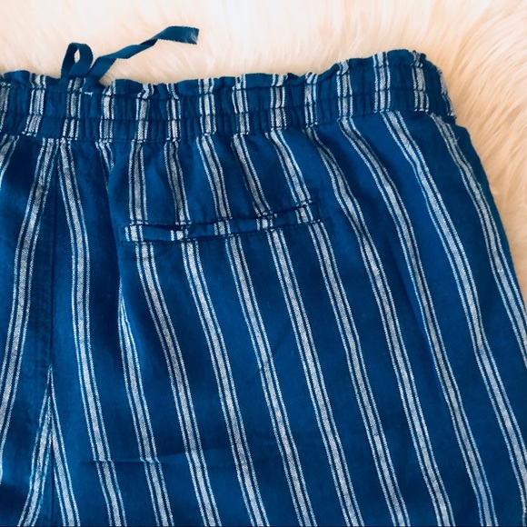 Blue & White Linen Shorts - Picture 3 of 3